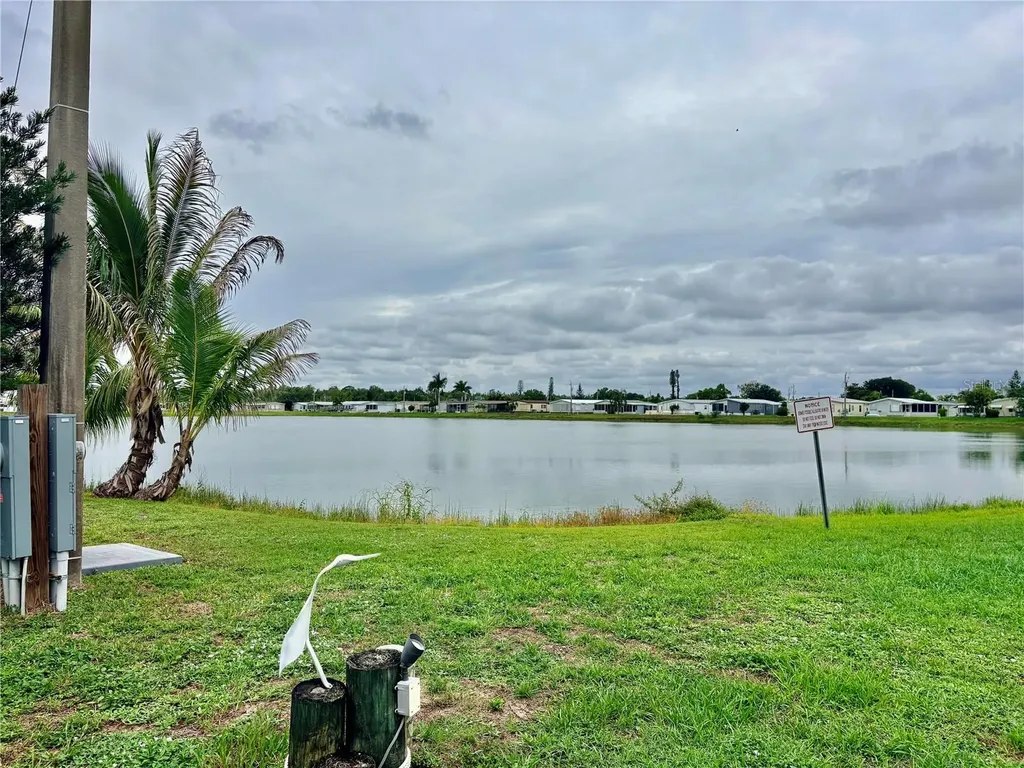 3163 Indian Village Lane North Fort Myers FL 33917