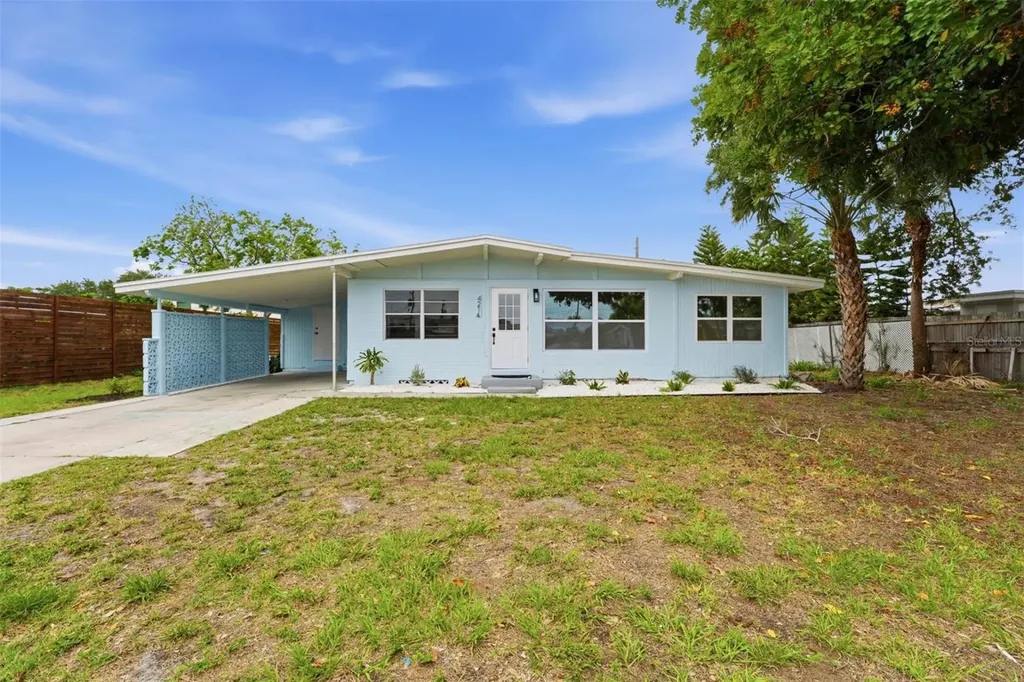 4216 60th Street W Bradenton FL 34209