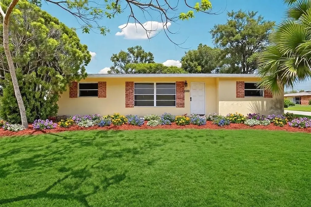 1806 Dodge Circle Melbourne FL 32935