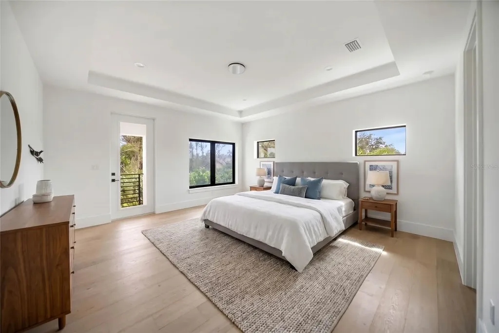 626 Buttonwood Drive Longboat Key FL 34228