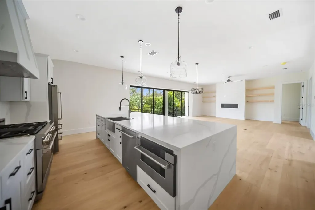 626 Buttonwood Drive Longboat Key FL 34228