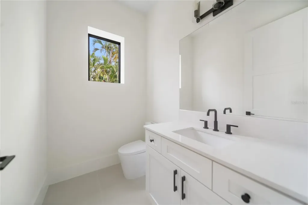 626 Buttonwood Drive Longboat Key FL 34228