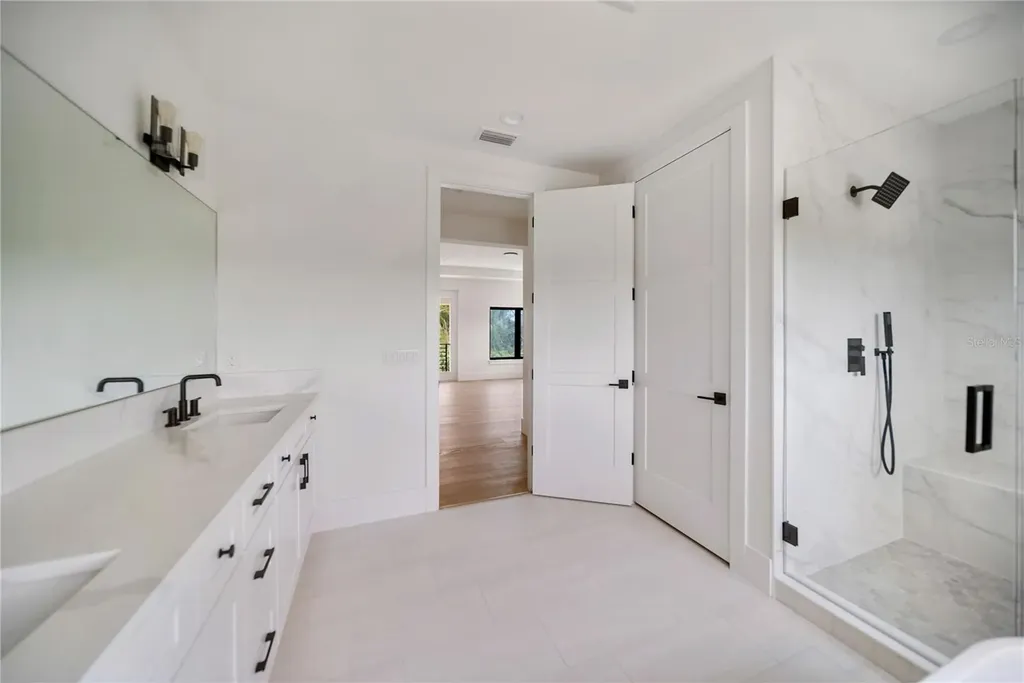 626 Buttonwood Drive Longboat Key FL 34228