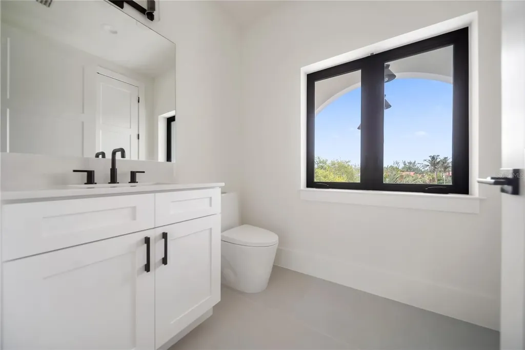 626 Buttonwood Drive Longboat Key FL 34228