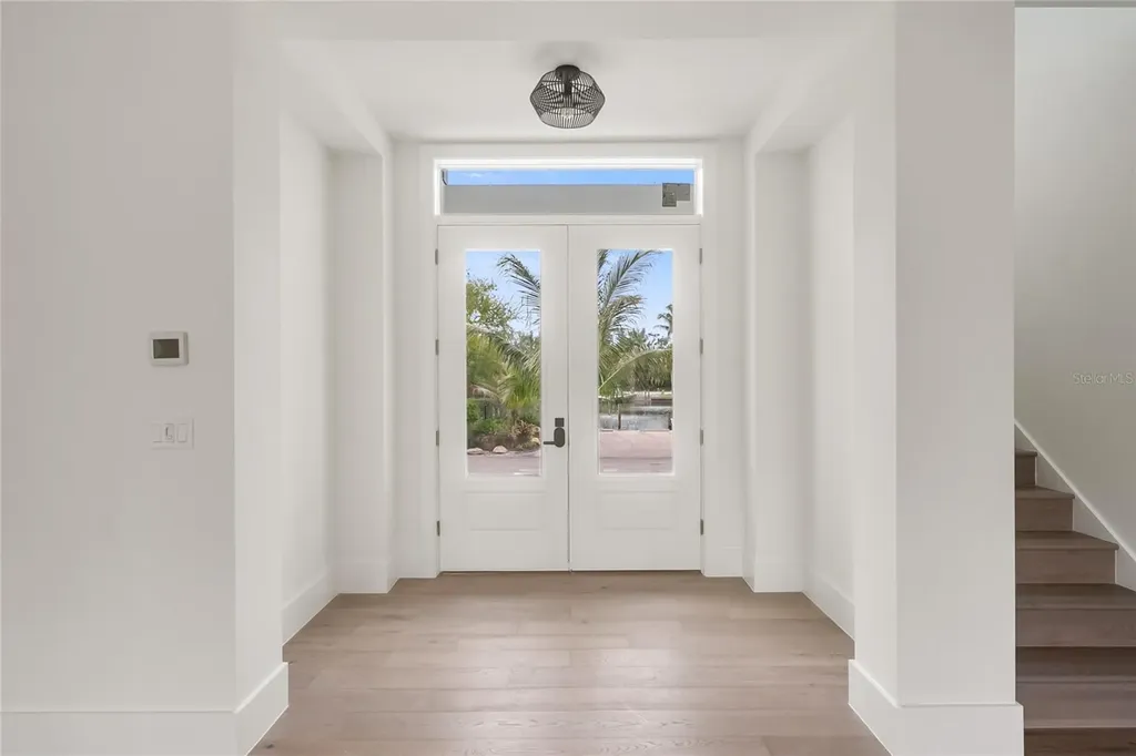 626 Buttonwood Drive Longboat Key FL 34228