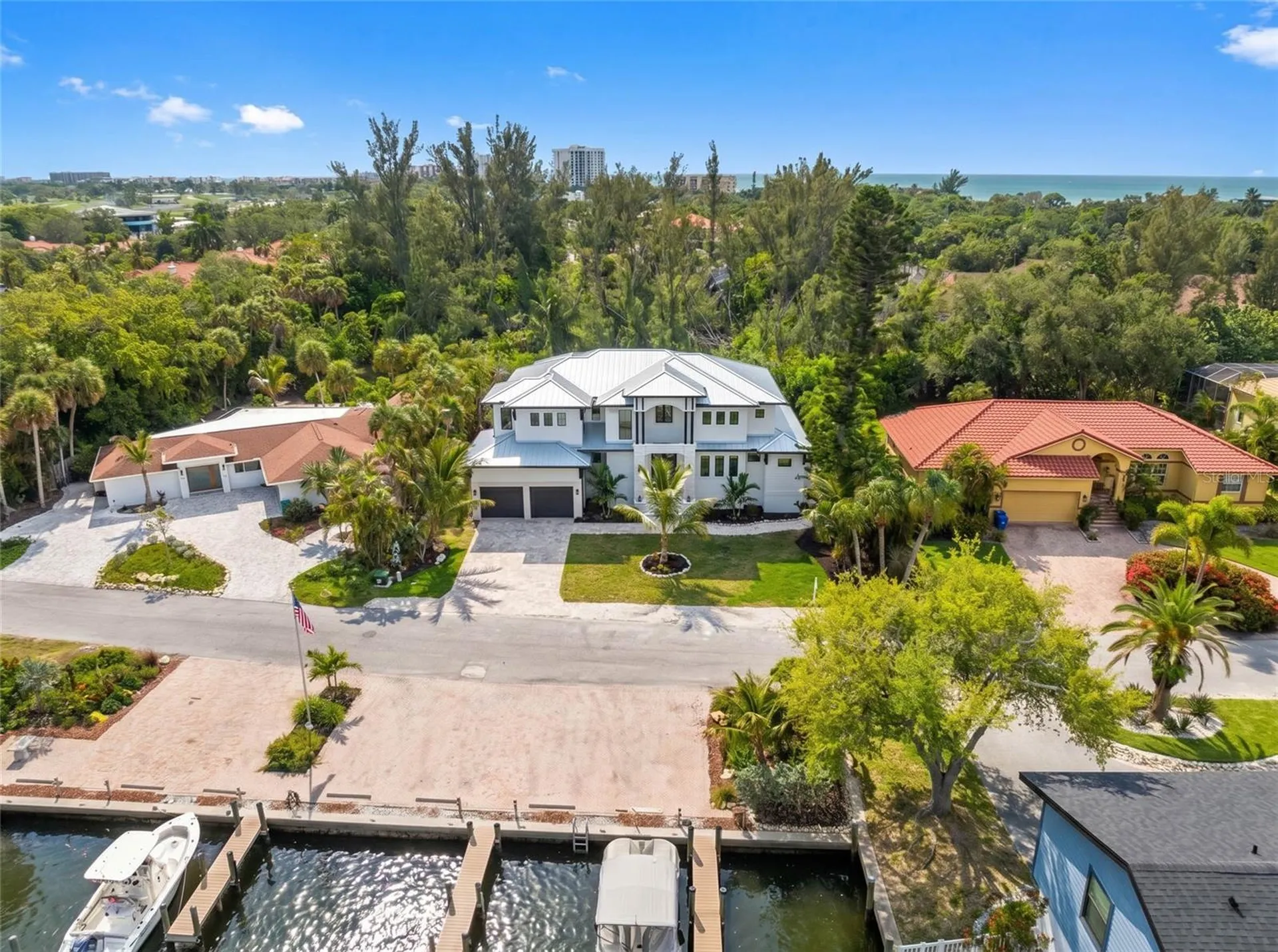 626 Buttonwood Drive Longboat Key FL 34228