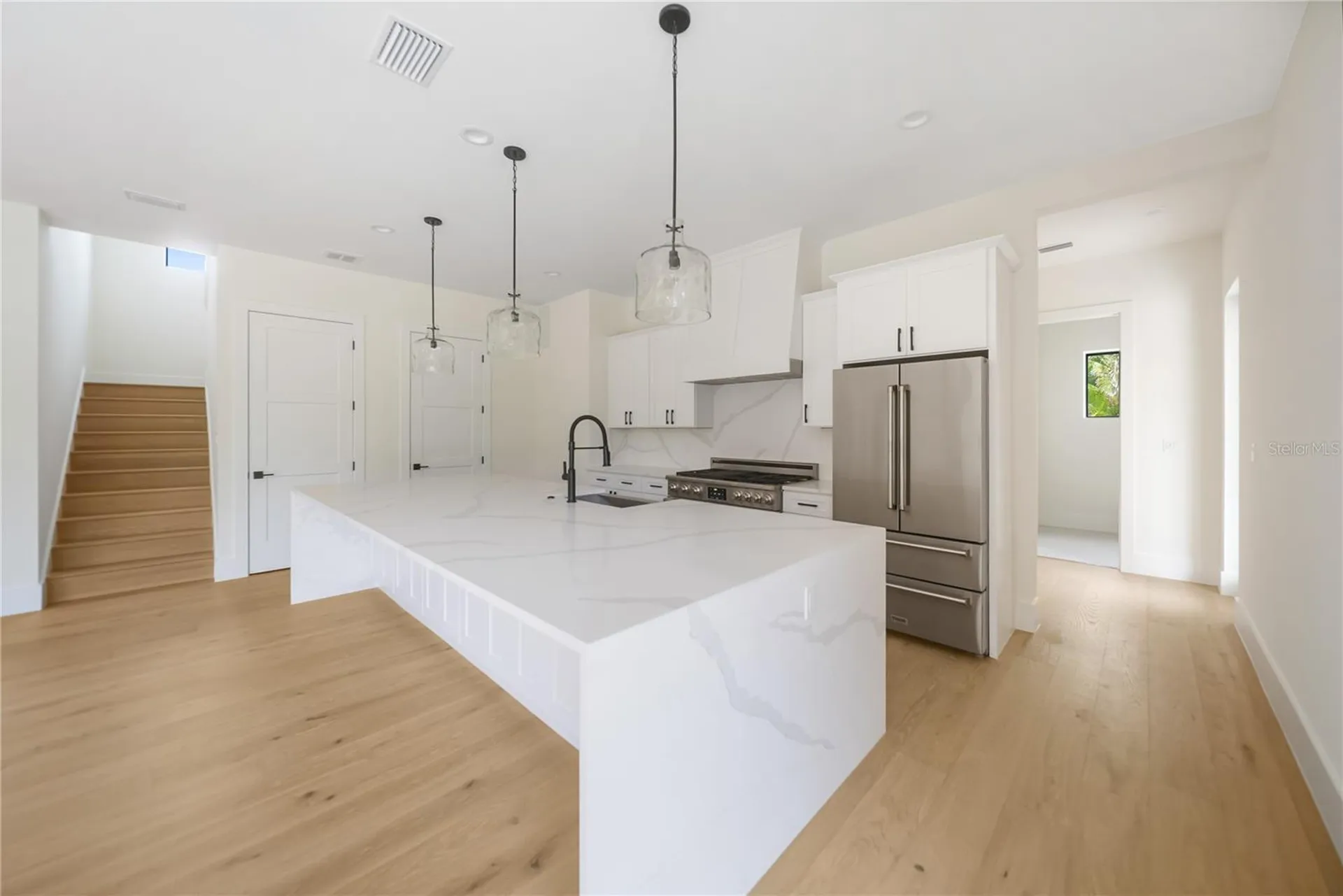 626 Buttonwood Drive Longboat Key FL 34228