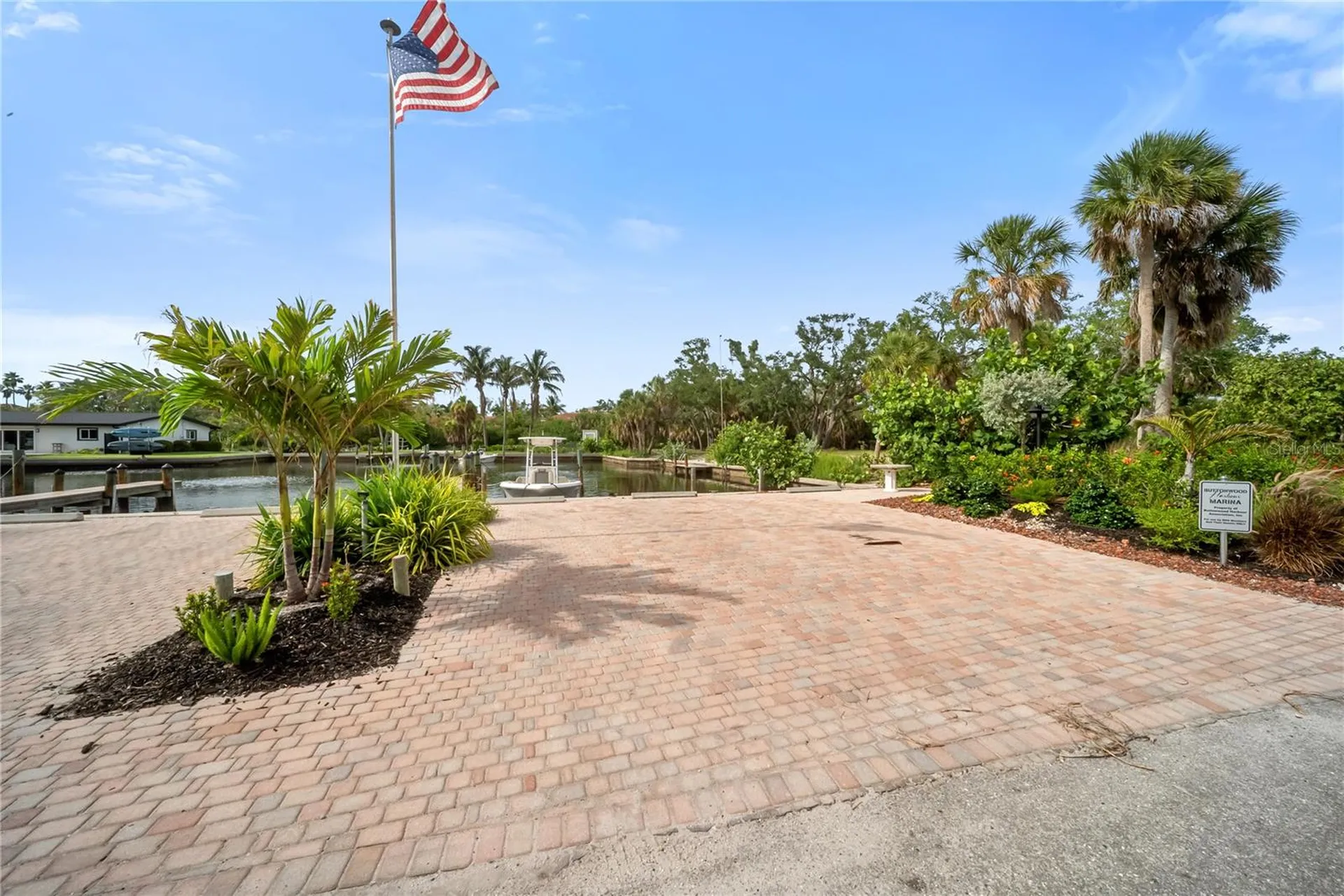 626 Buttonwood Drive Longboat Key FL 34228