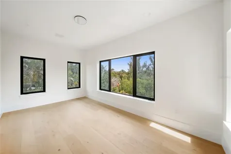 626 Buttonwood Drive Longboat Key FL 34228
