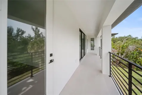 626 Buttonwood Drive Longboat Key FL 34228