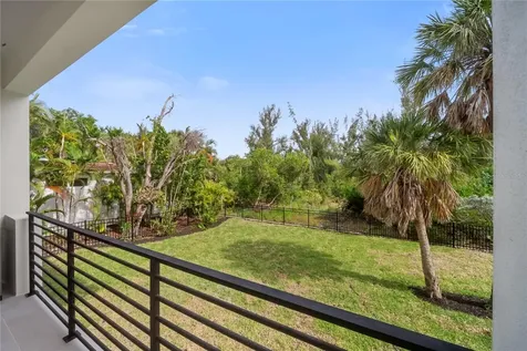 626 Buttonwood Drive Longboat Key FL 34228