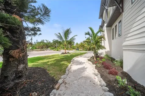 626 Buttonwood Drive Longboat Key FL 34228