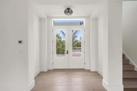 626 Buttonwood Drive Longboat Key FL 34228