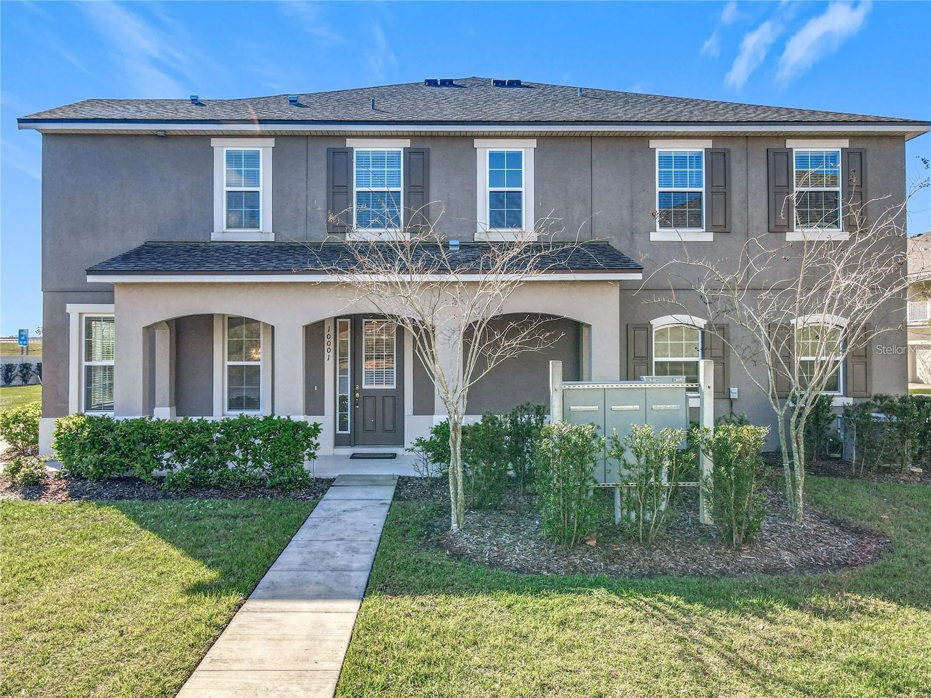 10001 Eagle Rock Alley Orlando FL 32832
