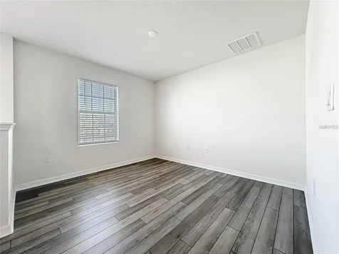 10001 Eagle Rock Alley Orlando FL 32832