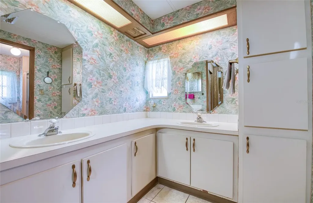 86 Cottagewood Drive Safety Harbor FL 34695