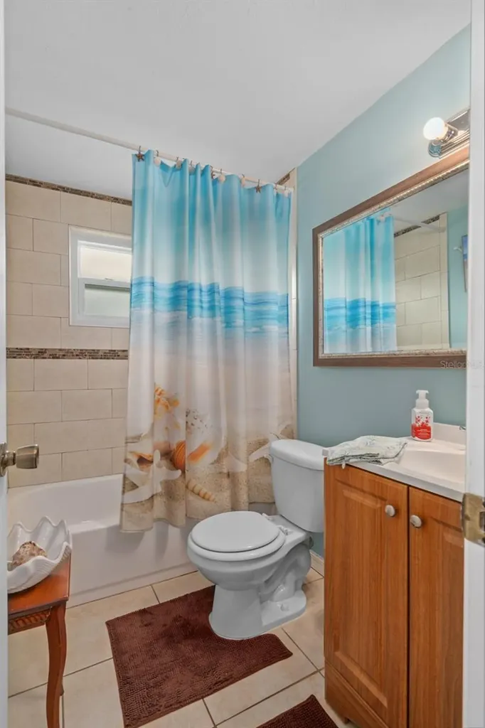 7906 Woodvine Circle Tampa FL 33615