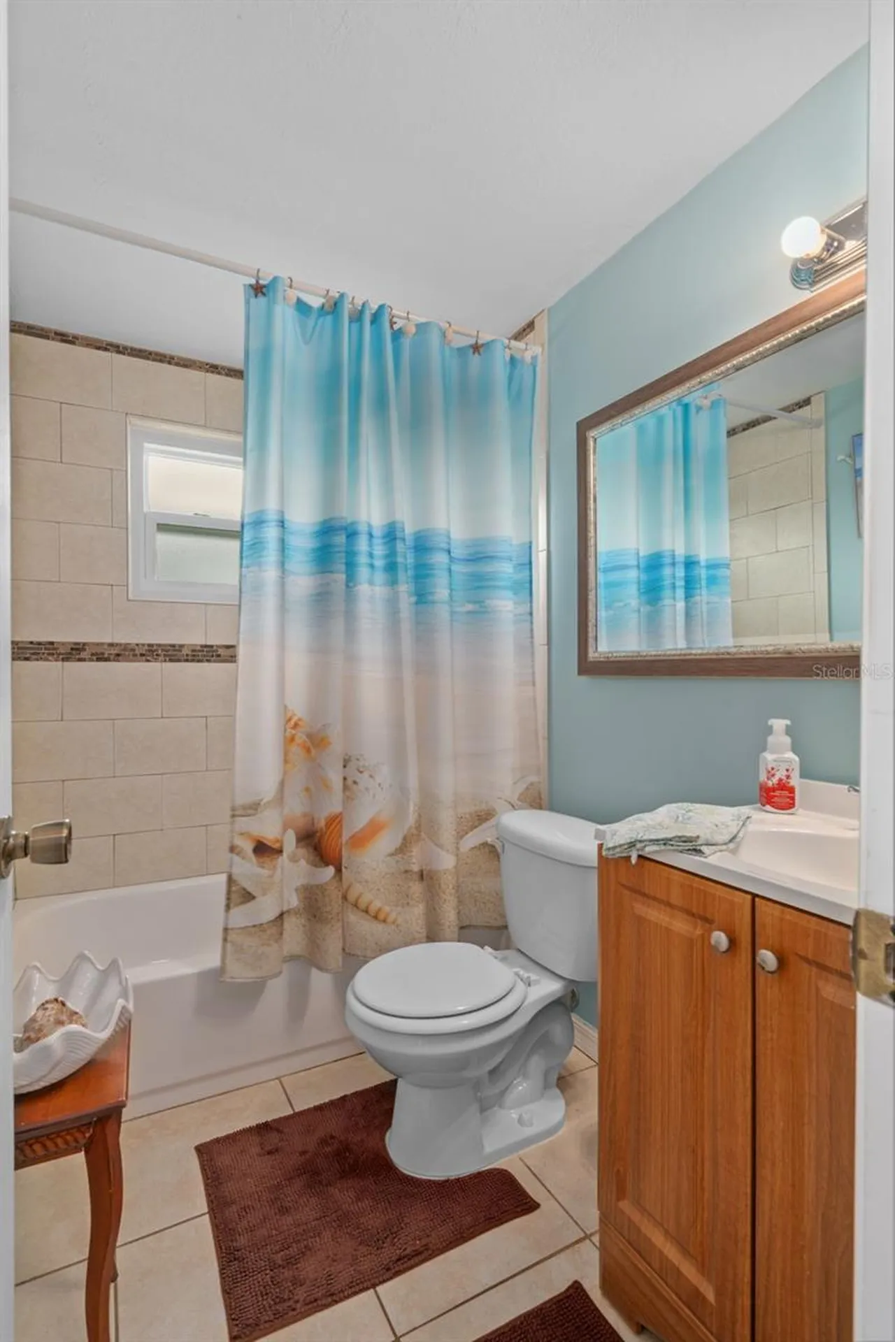 7906 Woodvine Circle Tampa FL 33615