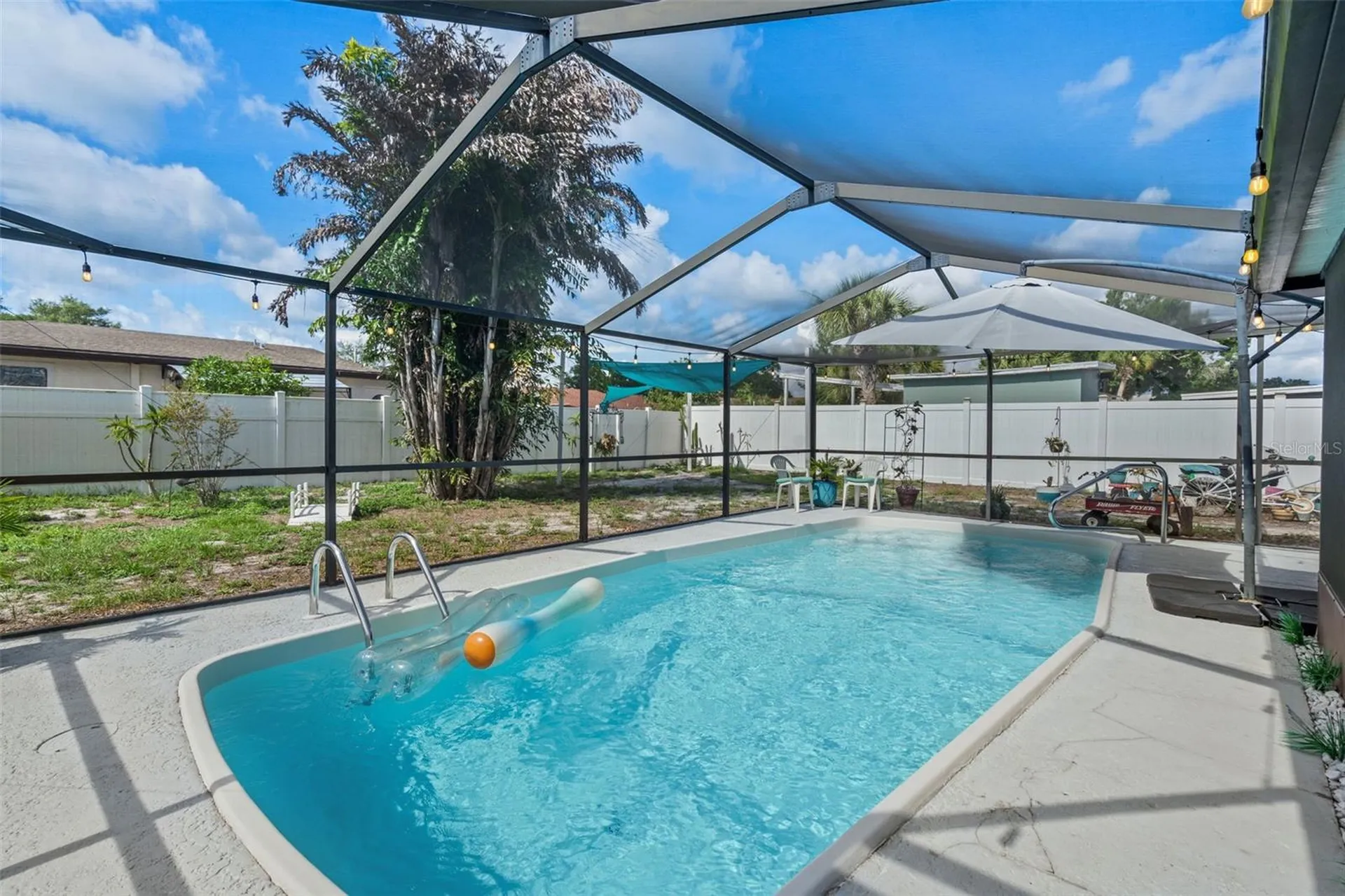 7906 Woodvine Circle Tampa FL 33615