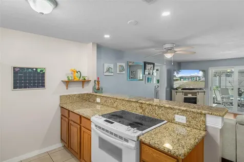 7906 Woodvine Circle Tampa FL 33615