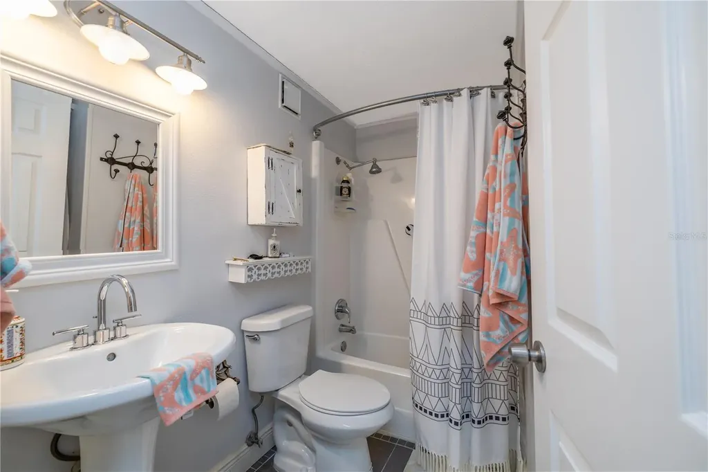 100 Poinciana Cove Court New Smyrna Beach FL 32169
