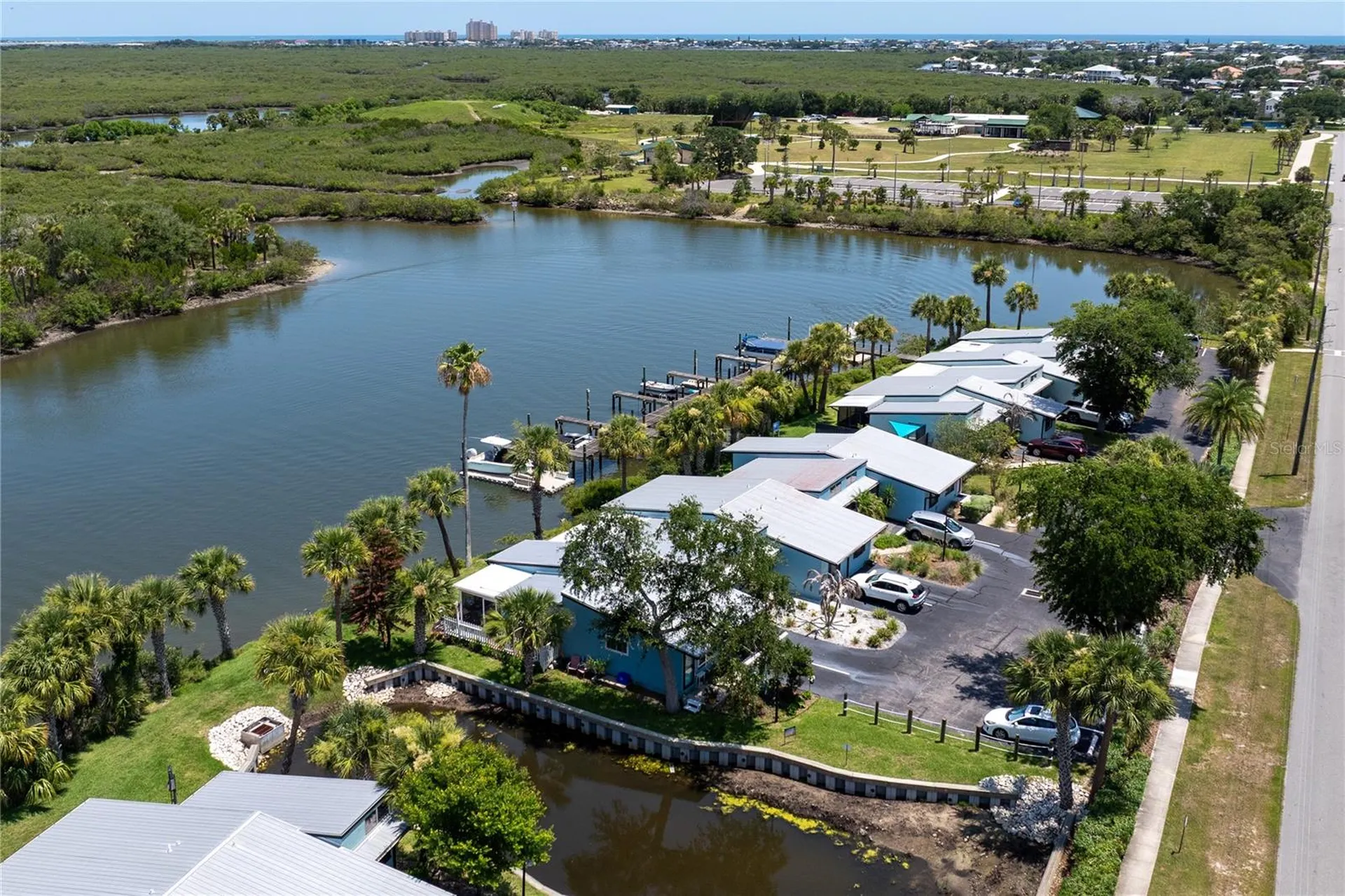 100 Poinciana Cove Court New Smyrna Beach FL 32169
