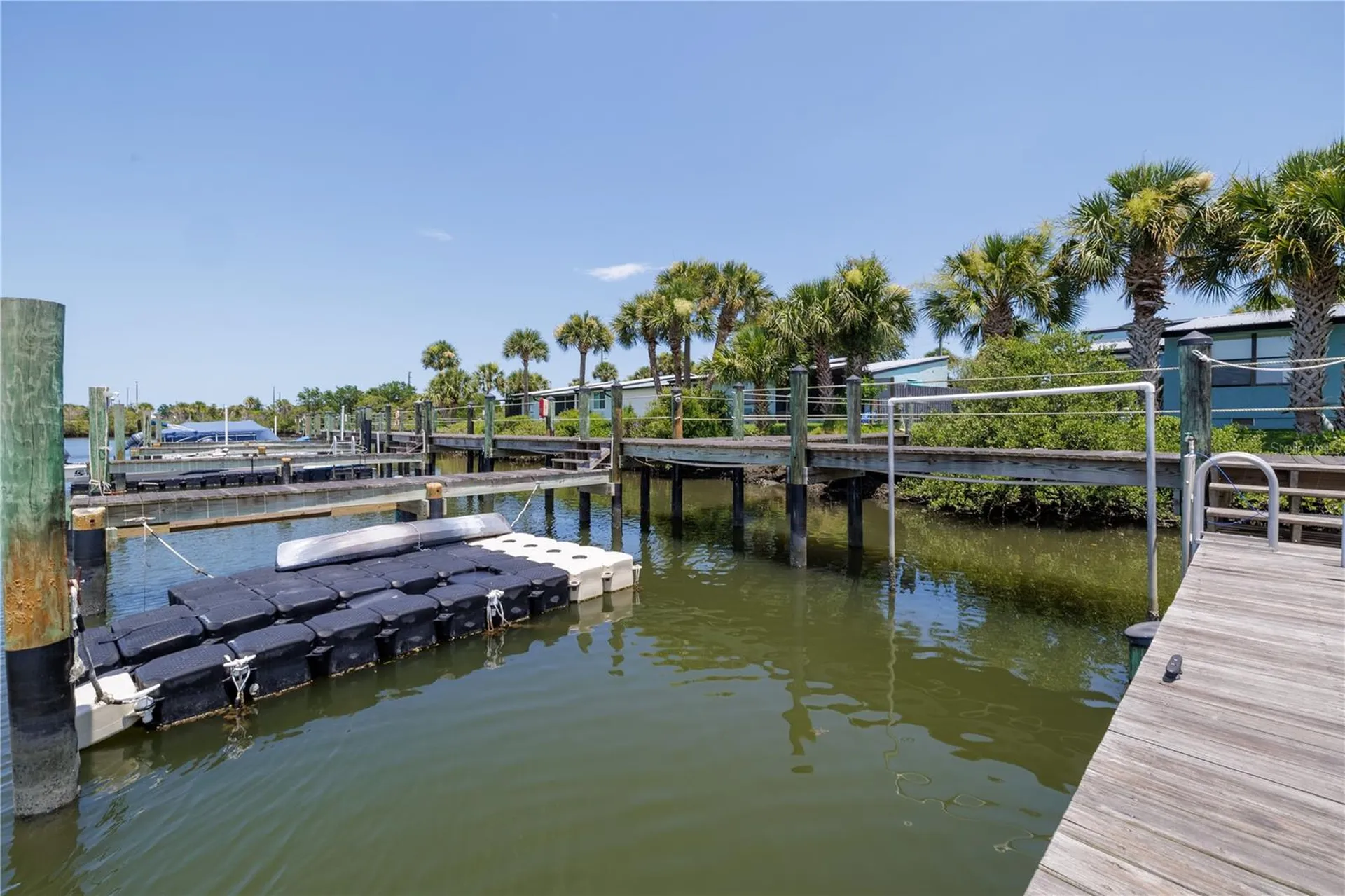 100 Poinciana Cove Court New Smyrna Beach FL 32169