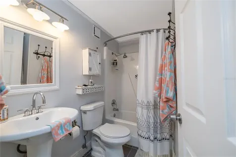 100 Poinciana Cove Court New Smyrna Beach FL 32169