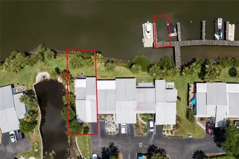 100 Poinciana Cove Court New Smyrna Beach FL 32169
