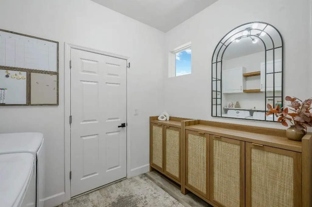6135 Voyagers Place Apollo Beach FL 33572