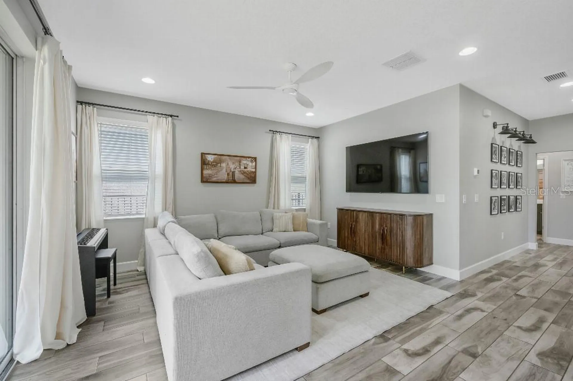 6135 Voyagers Place Apollo Beach FL 33572