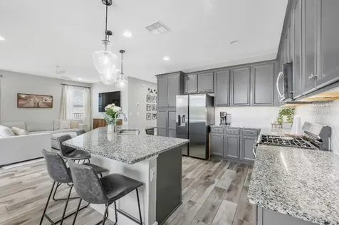 6135 Voyagers Place Apollo Beach FL 33572