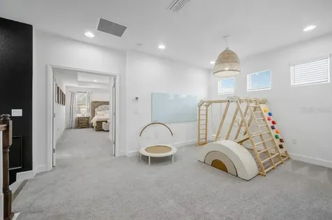 6135 Voyagers Place Apollo Beach FL 33572