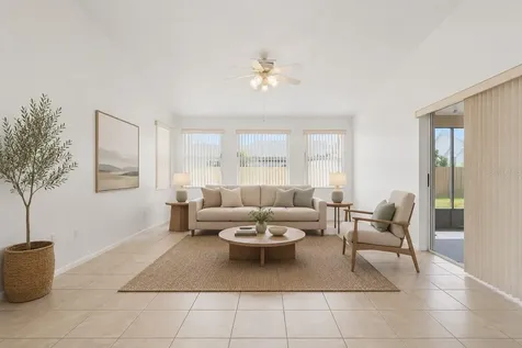2431 Rolling Broak Drive Orlando FL 32837