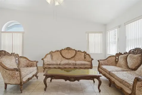 2431 Rolling Broak Drive Orlando FL 32837