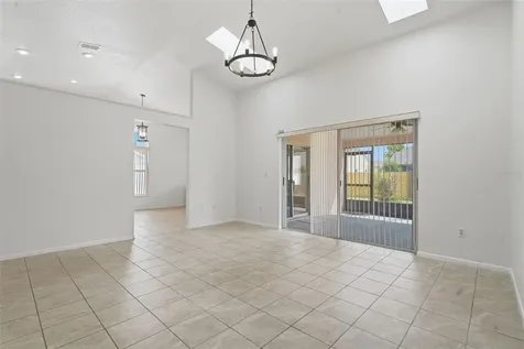 2431 Rolling Broak Drive Orlando FL 32837