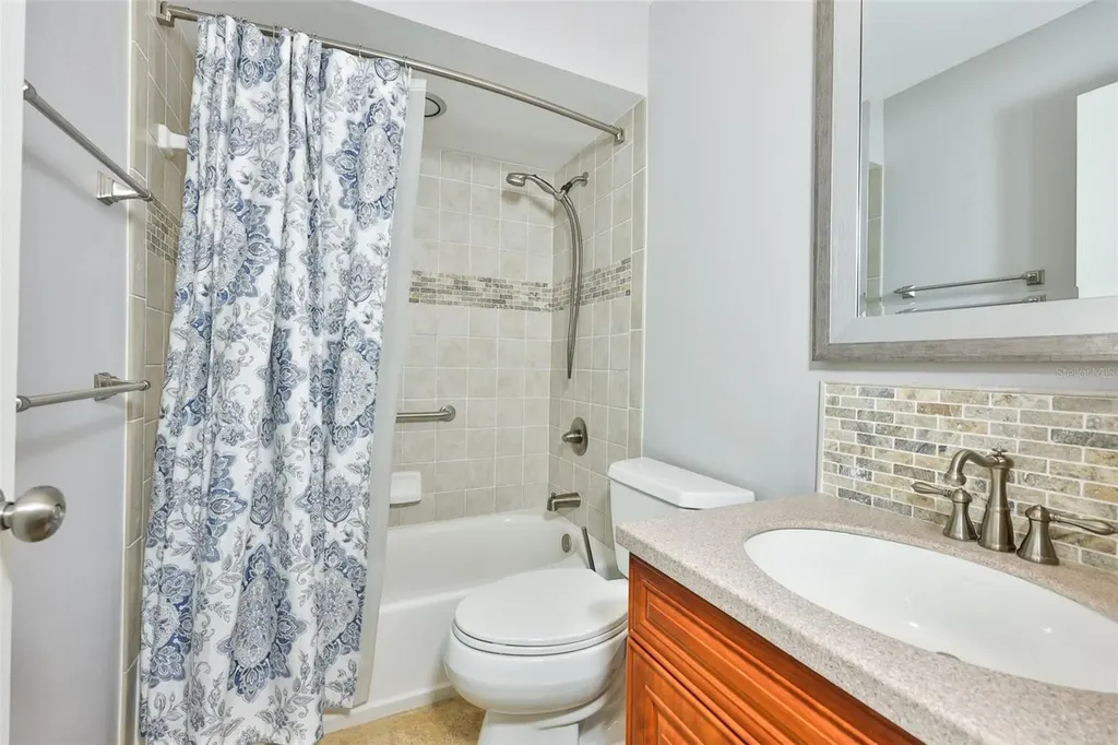 14651 Village Glen Circle Tampa FL 33618
