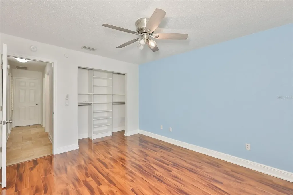 14651 Village Glen Circle Tampa FL 33618