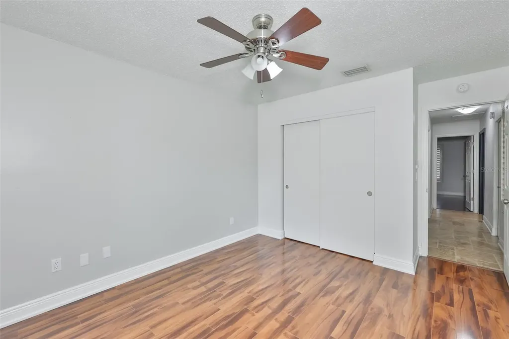 14651 Village Glen Circle Tampa FL 33618