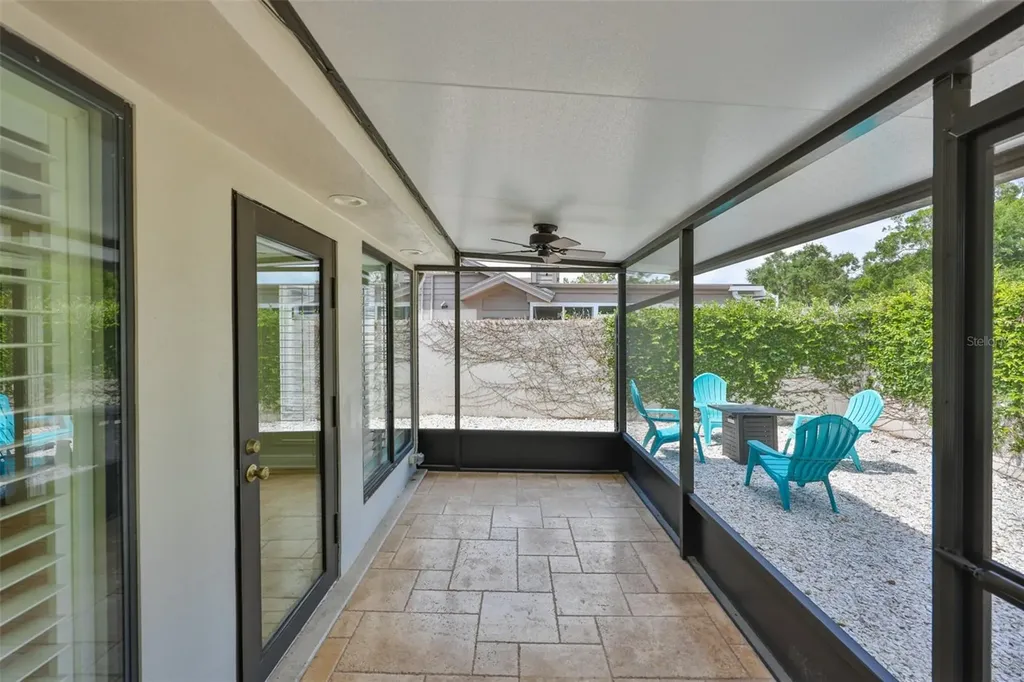 14651 Village Glen Circle Tampa FL 33618