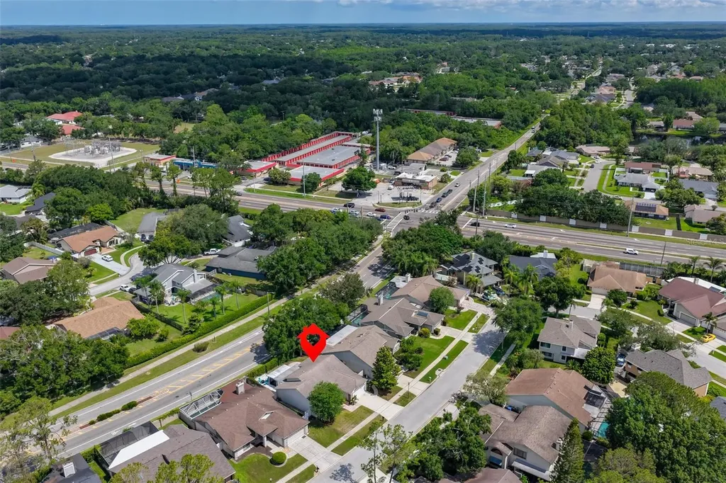 14651 Village Glen Circle Tampa FL 33618