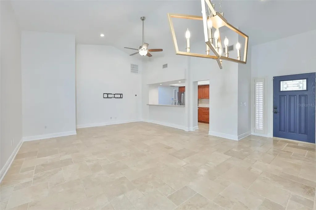14651 Village Glen Circle Tampa FL 33618