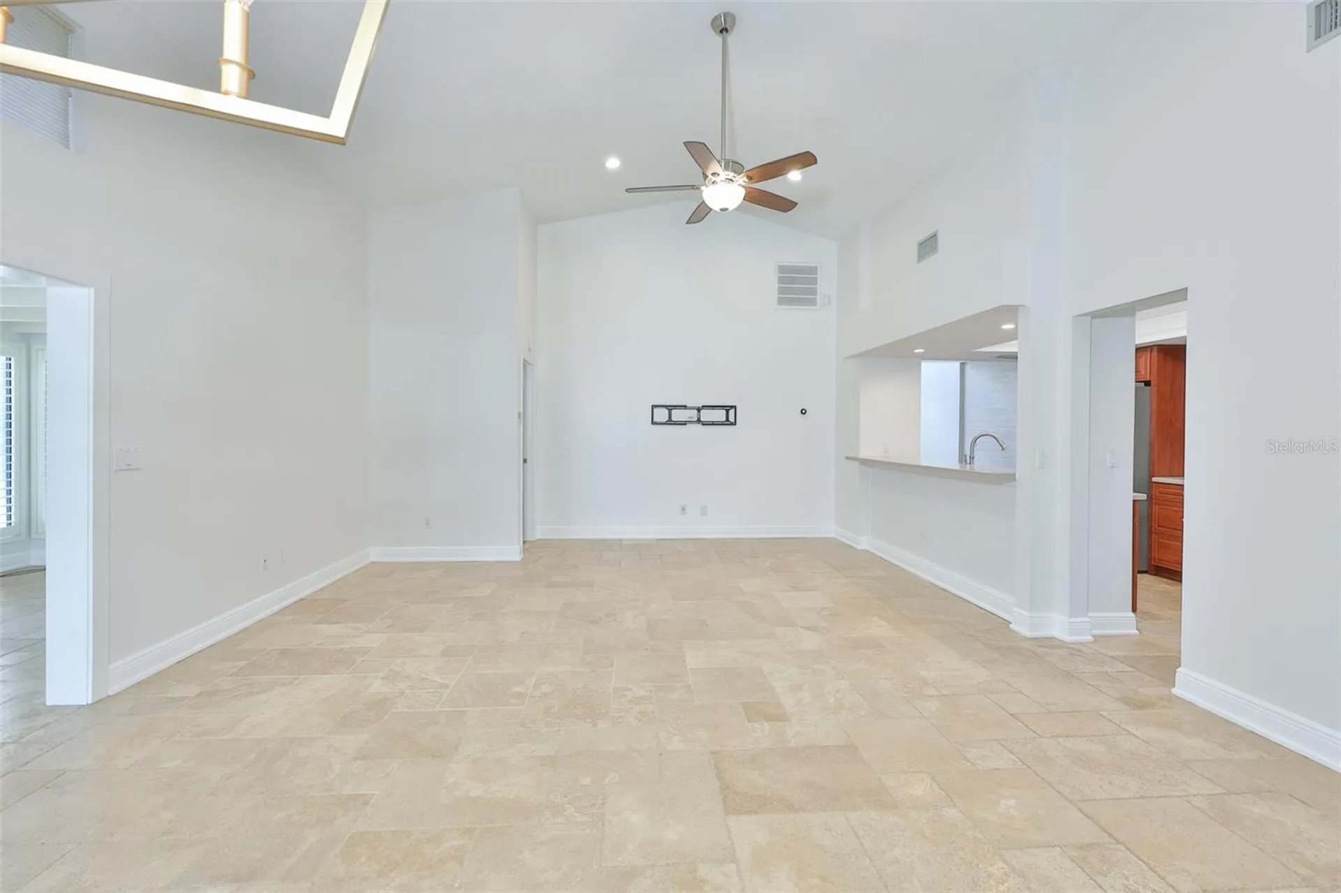 14651 Village Glen Circle Tampa FL 33618