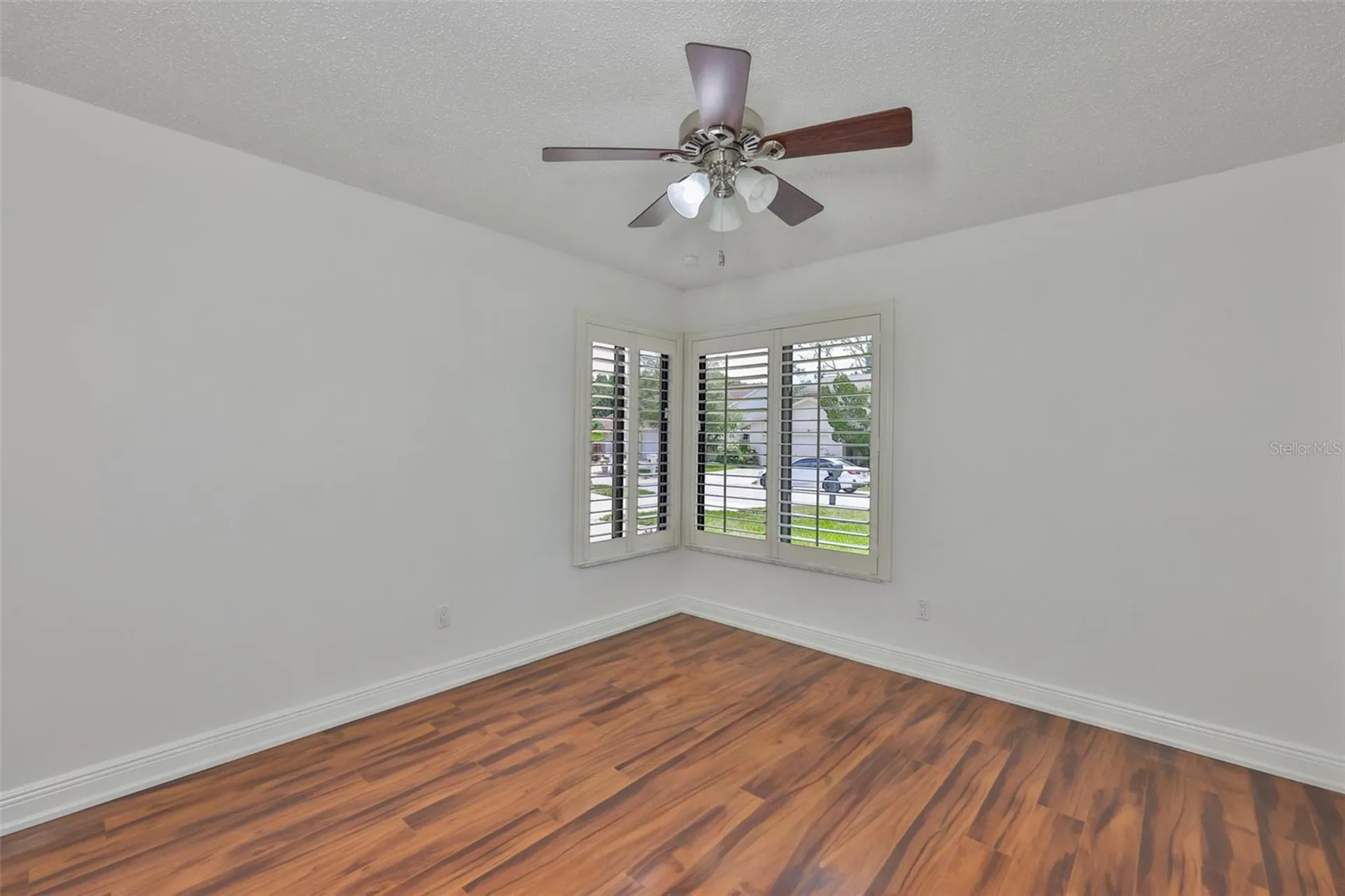 14651 Village Glen Circle Tampa FL 33618