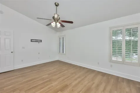 14651 Village Glen Circle Tampa FL 33618