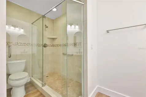 14651 Village Glen Circle Tampa FL 33618