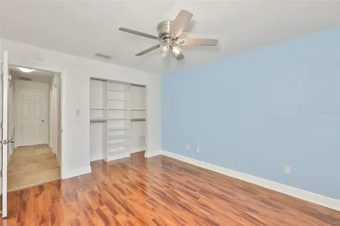 14651 Village Glen Circle Tampa FL 33618
