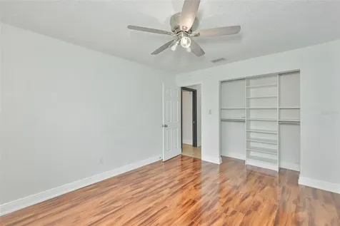 14651 Village Glen Circle Tampa FL 33618