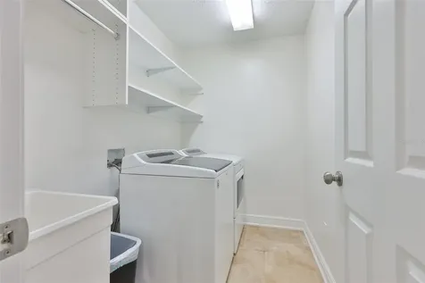 14651 Village Glen Circle Tampa FL 33618