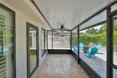 14651 Village Glen Circle Tampa FL 33618